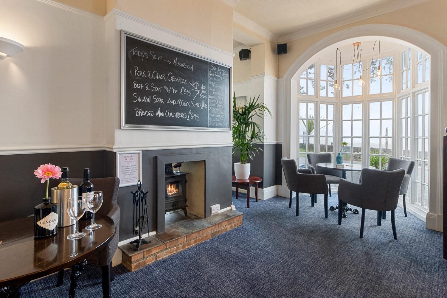 Babbacombe Royal Hotel And Carvery Торки Екстериор снимка