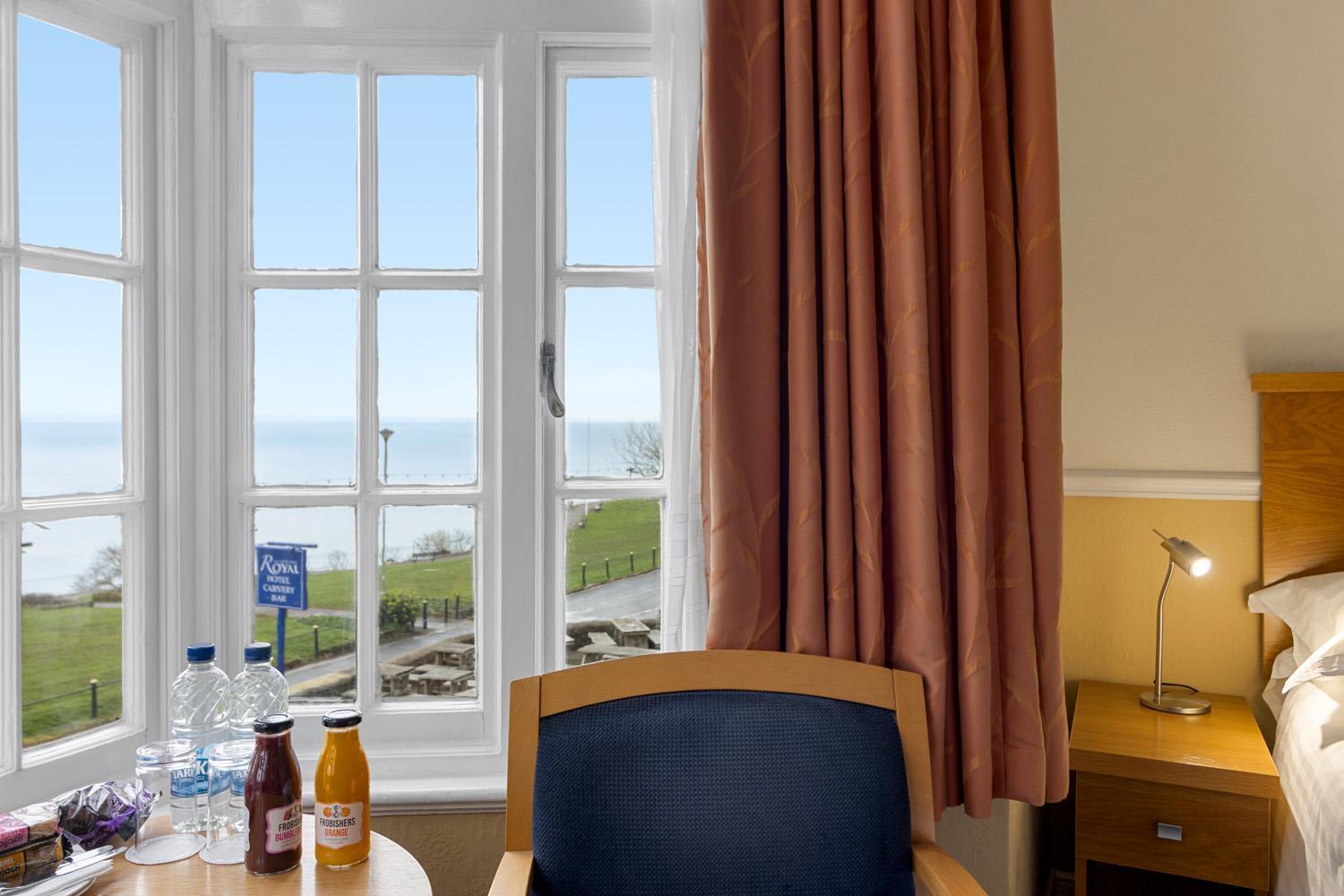 Babbacombe Royal Hotel And Carvery Торки Екстериор снимка